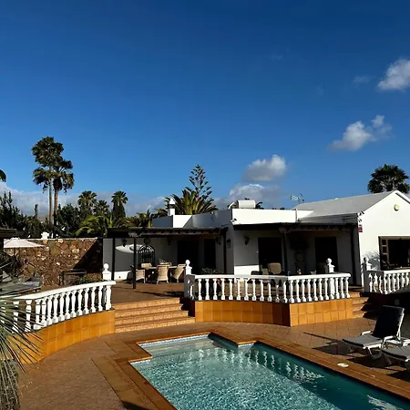 Willa Casa Bellisima Puerto del Carmen (Lanzarote)